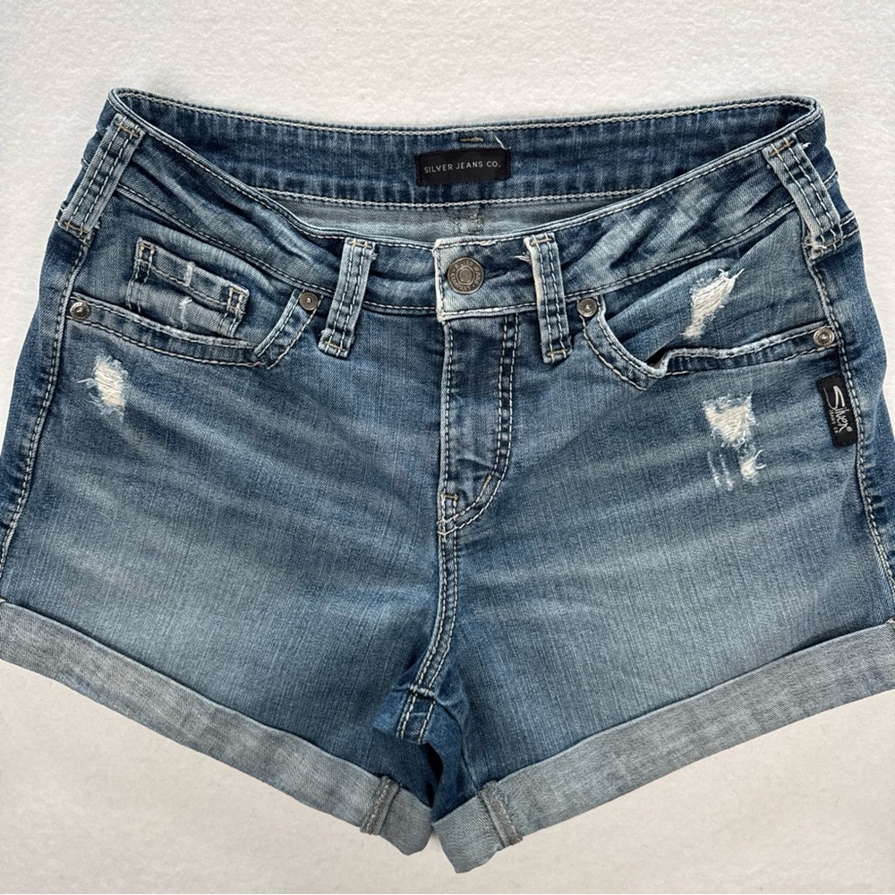 Silver Jeans BoyFriend Jean Shorts Women's 27 Distressed Cuffed 4” Med Fade EUC - Picture 4 of 12